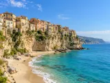 Illustration of Tropea cliff and beach